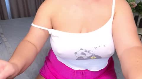 Maryana online show from October 8, 2025, 6:33 am