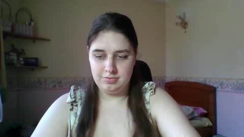 hess_luna_ online show from March 9, 2026, 10:08 am