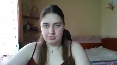 hess_luna_ online show from April 20, 2026, 9:12 am