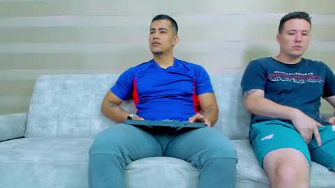 Snapshot of heteros_men chatting on February 14, 2025, 1:40 pm heteros men online show from February 14, 2025, 1:40 pm
