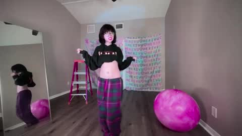 salem online show from February 1, 2025, 6:00 am