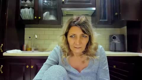 Heyheygrey online show from February 3, 2025, 10:14 am