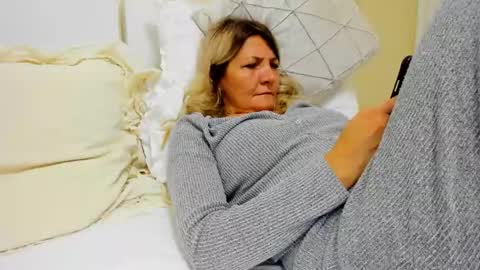 Heyheygrey online show from February 3, 2025, 1:19 pm