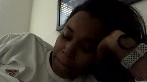 heyyou301990 online show from November 4, 2025, 9:14 pm