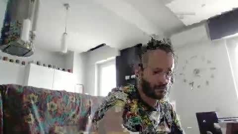 hhombre online show from October 11, 2025, 12:36 pm