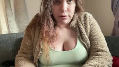 hichemlacoste333 online show from November 25, 2025, 12:05 pm