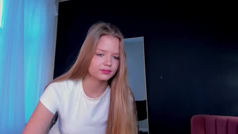 My name is Angelina but I like when you call me Angel online show from October 19, 2025, 5:08 am