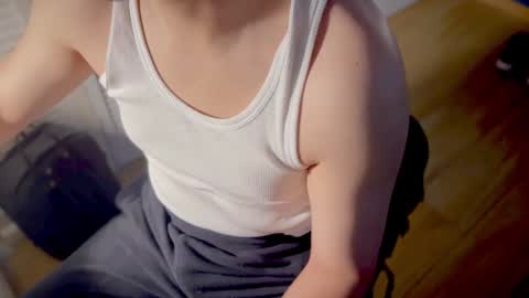 Snapshot of hideki_kawaki chatting on December 29, 2024, 11:39 pm Hideki Kawaki online show from December 29, 2024, 11:39 pm