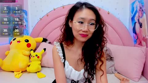 Hikori online show from January 25, 2025, 1:32 am