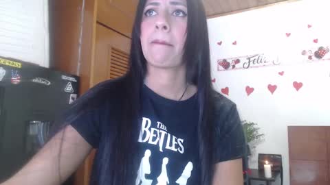 hilaril18 online show from February 13, 2025, 11:26 pm