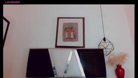 Snapshot of hilary_avilan chatting on February 24, 2025, 7:52 pm Hilary Avilan online show from February 24, 2025, 7:52 pm
