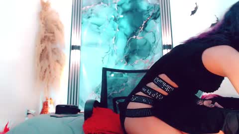 Snapshot of hilary_avilan chatting on September 13, 2025, 7:13 pm Hilary Avilan online show from September 13, 2025, 7:13 pm
