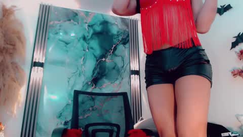 Snapshot of hilary_avilan chatting on September 15, 2025, 7:36 pm Hilary Avilan online show from September 15, 2025, 7:36 pm