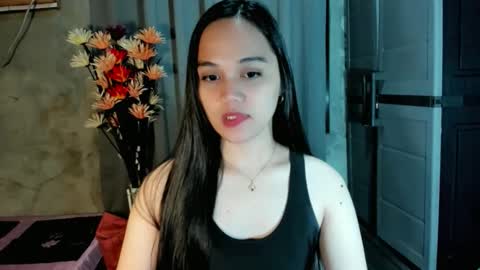 hilarymolly online show from February 20, 2026, 11:22 am