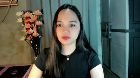 hilarymolly online show from February 26, 2026, 2:10 am