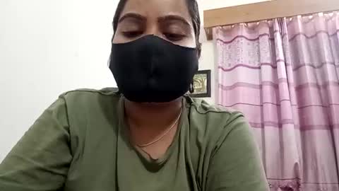 himuhimu22 online show from October 24, 2025, 2:24 pm