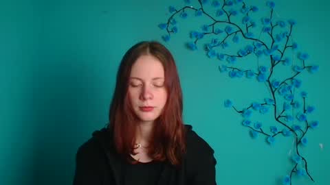 Snapshot of hinabliss chatting on April 11, 2026, 5:34 am Hinata online show from April 11, 2026, 5:34 am