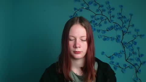Snapshot of hinabliss chatting on April 25, 2026, 6:05 am Hinata online show from April 25, 2026, 6:05 am