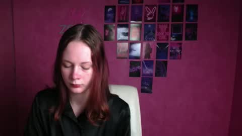 Snapshot of hinabliss chatting on May 2, 2026, 5:12 am Hinata online show from May 2, 2026, 5:12 am
