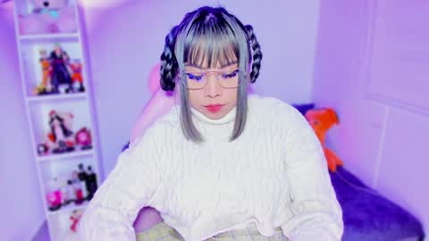 Hinata online show from February 4, 2025, 4:05 am