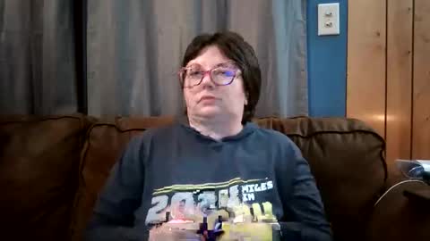 Bella online show from February 21, 2025, 2:39 am