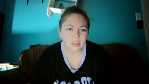 Bella online show from September 23, 2025, 11:57 am