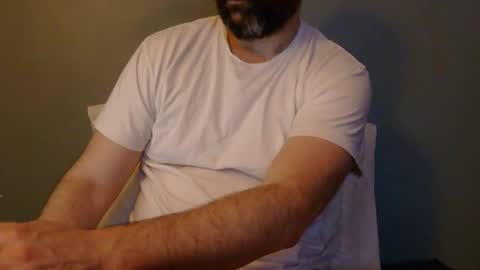 hippopotamus7 online show from February 18, 2026, 4:52 am