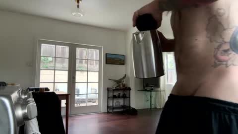 Snapshot of hippybiker chatting on February 12, 2025, 4:00 pm hippybiker online show from February 12, 2025, 4:00 pm