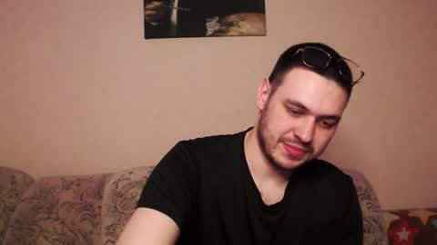 Snapshot of hisoka_morow_ chatting on March 5, 2026, 9:11 pm Hisoka online show from March 5, 2026, 9:11 pm