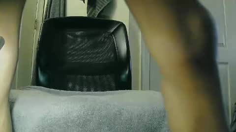 HitmanQuan online show from March 6, 2025, 5:46 am