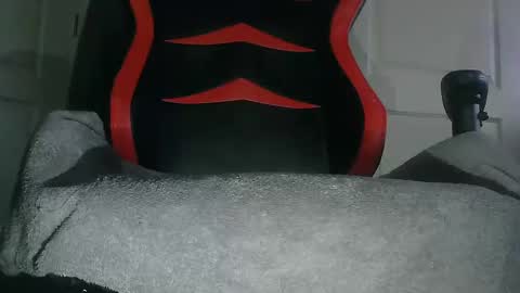 HitmanQuan online show from October 1, 2025, 8:04 pm