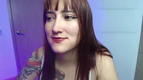 Hitomi Arata online show from March 25, 2026, 11:55 pm