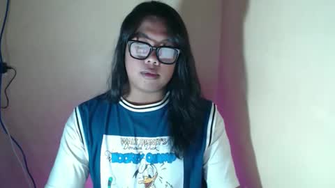 Layla3 online show from March 25, 2026, 1:06 pm