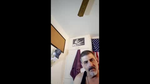 hoglegg99384194 online show from May 2, 2026, 7:57 am