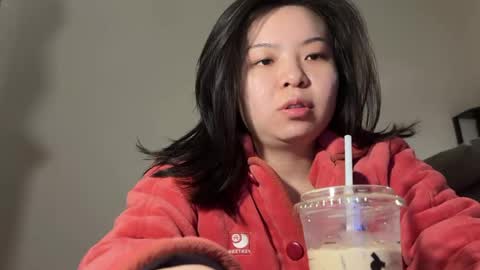 Snapshot of hola_sunflower chatting on March 1, 2026, 1:24 pm amy online show from March 1, 2026, 1:24 pm