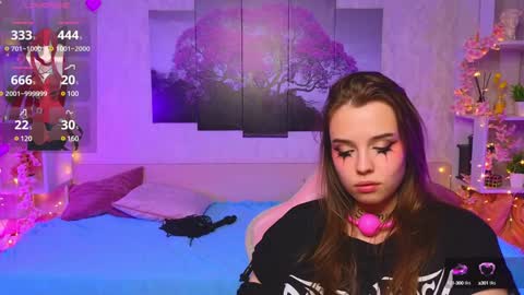 Lux online show from January 30, 2025, 1:22 am