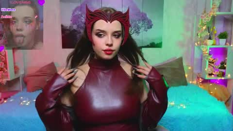 Lux online show from February 25, 2025, 6:09 pm