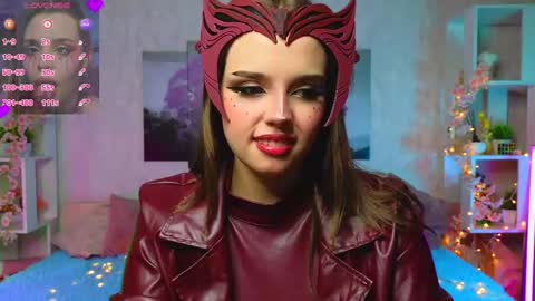 Lux online show from March 11, 2025, 6:08 pm