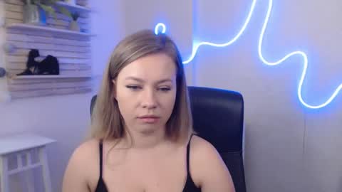 Holly online show from January 24, 2025, 7:41 am