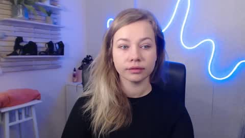 Holly online show from January 28, 2025, 4:50 am