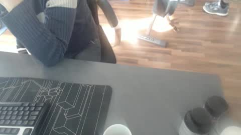 hollymollysucker online show from January 14, 2025, 2:22 pm