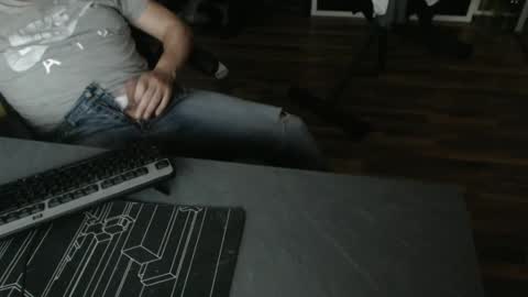 hollymollysucker online show from February 17, 2025, 5:32 pm