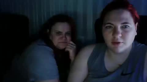 HollyXEva online show from January 13, 2026, 10:04 pm