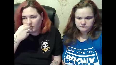 HollyXEva online show from February 17, 2026, 3:08 pm