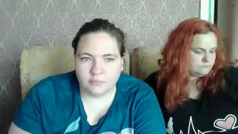 HollyXEva online show from June 6, 2026, 9:03 am