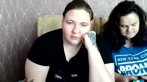HollyXEva online show from June 11, 2026, 2:15 pm
