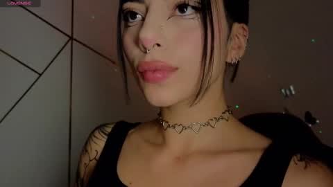 holly online show from September 9, 2025, 2:27 pm