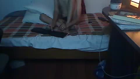 Holofernes45gil online show from October 8, 2025, 6:44 am