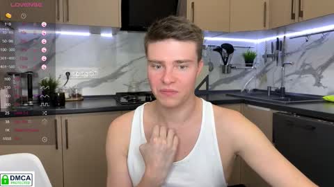 Snapshot of holy_eggs_00 chatting on December 2, 2025, 3:18 pm holy_eggs_00 online show from December 2, 2025, 3:18 pm