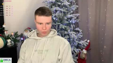 Snapshot of holy_eggs_00 chatting on December 15, 2025, 11:42 pm holy_eggs_00 online show from December 15, 2025, 11:42 pm